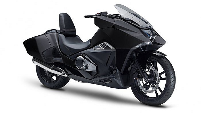 Футуристический мотоцикл Honda NM4 Vultus</p>
<p>